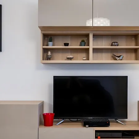 Cosy Corner Avec Garage Et Balcon Proche Part-dieu *